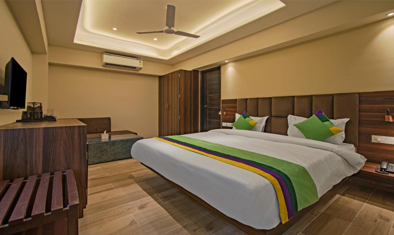 Treebo Pink City Grand Jaipur Ngoại thất bức ảnh